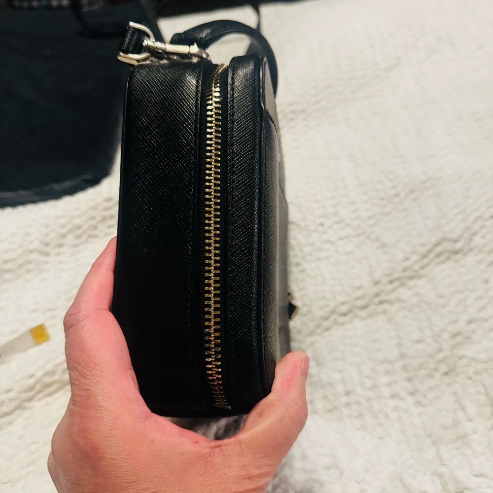 Kate Spade Leather Daisy Vanity Crossbody WKR000312 - Picture 7 of 12
